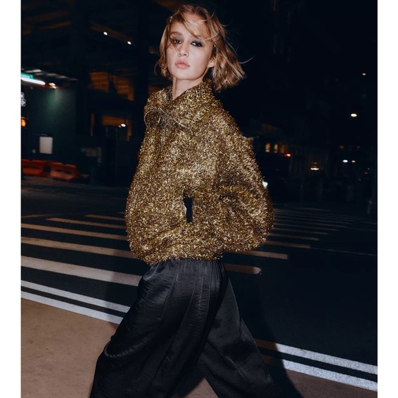 Zara Jackets & Blazers - NWT ZARA TREND 2025 COLLECTION METALLIC THREAD BOMBER JACKET S
🚨FIRM PRICE